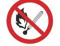 Знак P-02 (Запрещается пользоваться открытым огнем и курить)